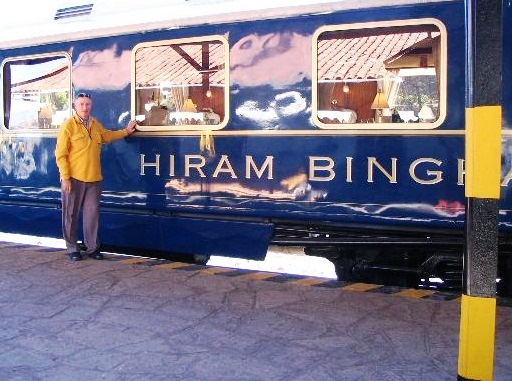 Hiram Bingham Train - Blue exterior