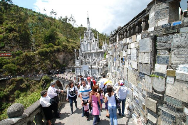Las Lajas Cathedral - A miraculous image 