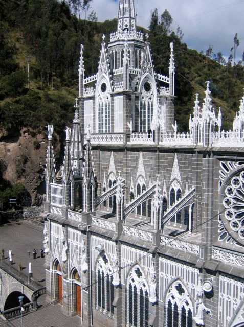 Las Lajas Cathedral - A poetic legend