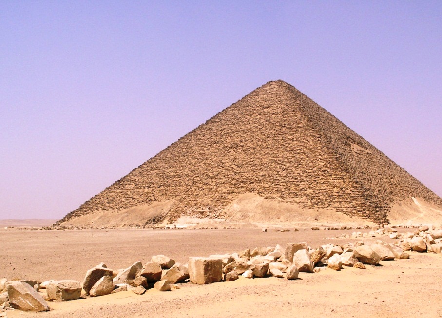 The Red Pyramid - Huge structure