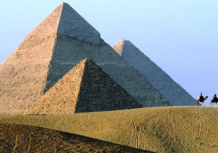 The Pyramids of Giza - Great structures