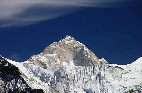 Makalu Peak - Isolated peak