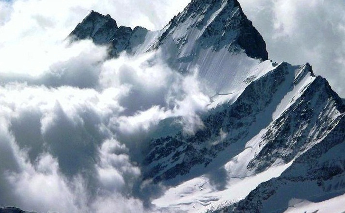 Schreckhorn Peak - Remarkable ttraction
