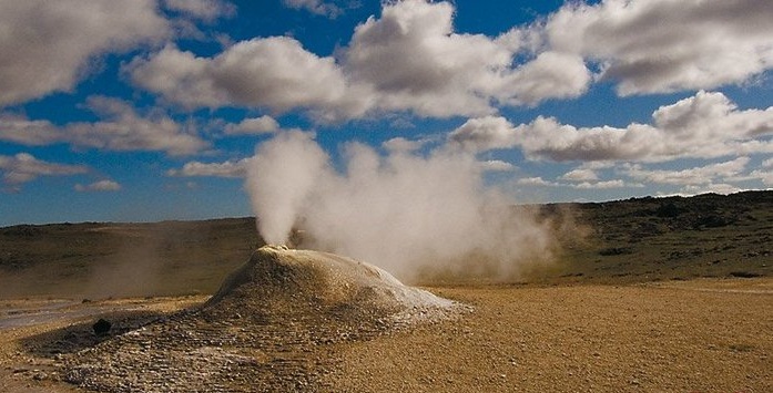 The Old Geysir, Iceland - The oldest geyser of Iceland