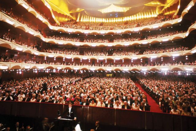 The Metropolitan Opera House of New York - Performance