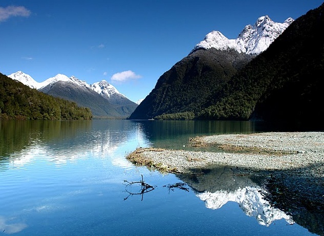 Fiordland  National Park - Endowed beauty