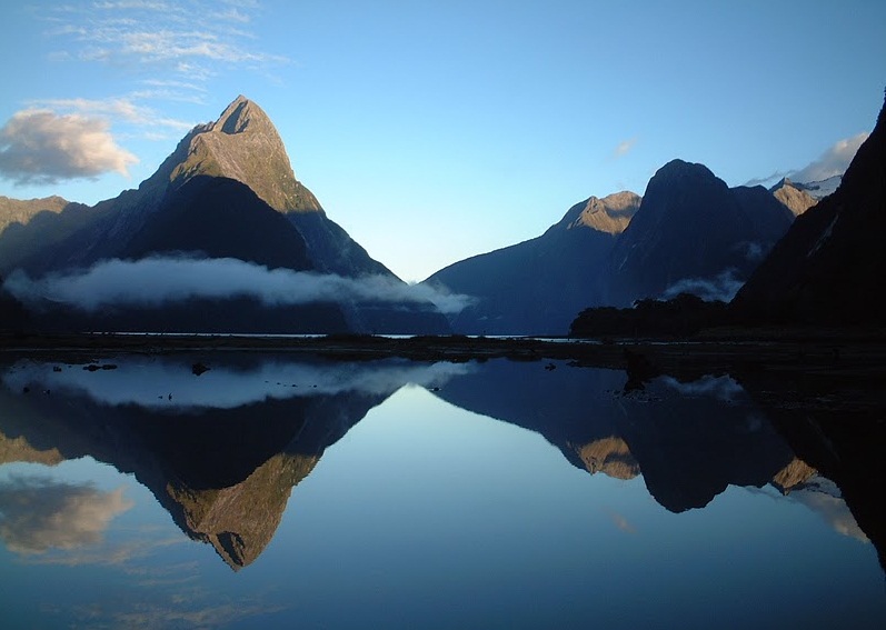 Fiordland  National Park - Picturesque view