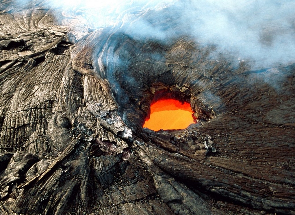  Kīlauea  - Eruptive activity
