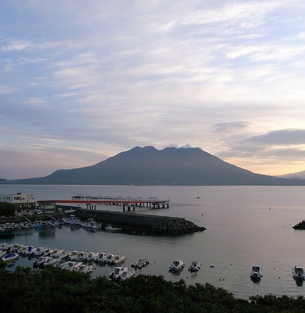 Sakurajima - Amazing foreground