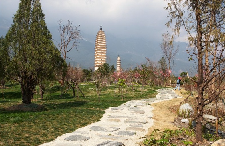 The Three Pagodas, Dali - Chinese structure