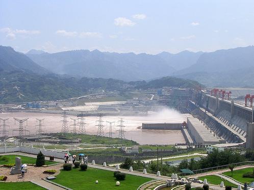 The Yangtze River and the Three Gorges Dam - Incredible scenery