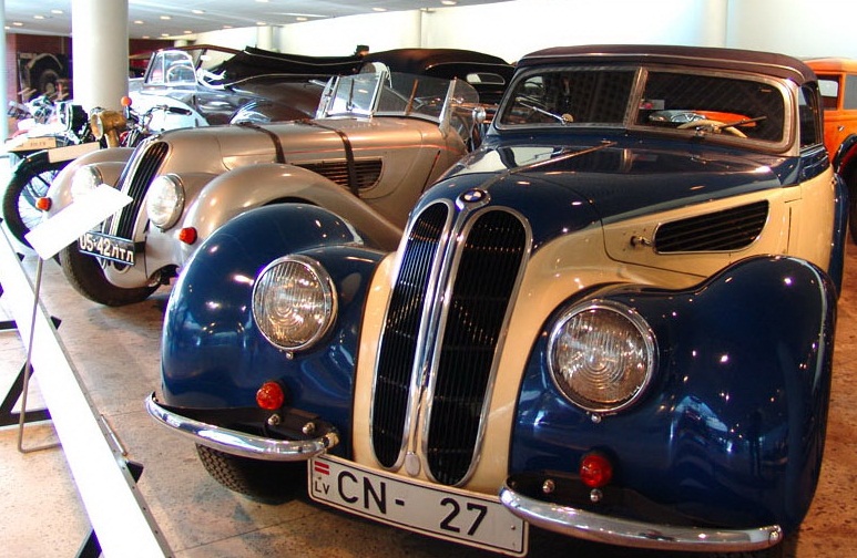 Riga Motor Museum - Memorial cars