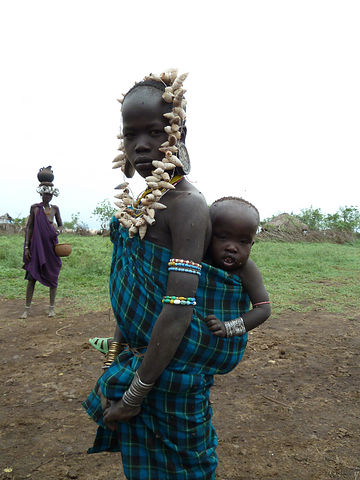 Ethiopia - Ethiopian woman and child