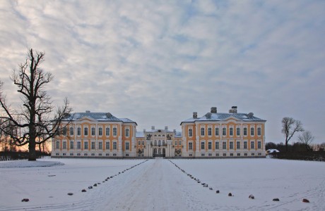 The Rundale Palace - Impressive view