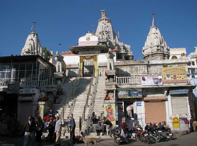 Udaipur - Venice of the East  - The Jagdish Temple 