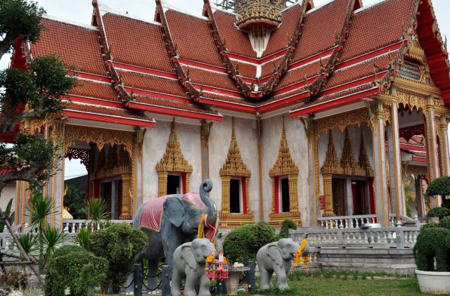 Wat Chalong - Luxurious Temple