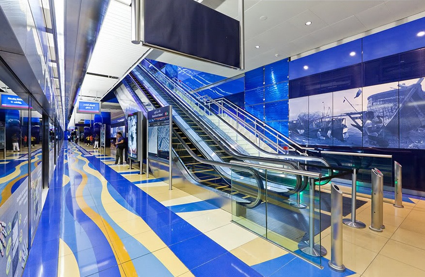 Mall of the Emirates Metro Station, Dubai - Amazing design