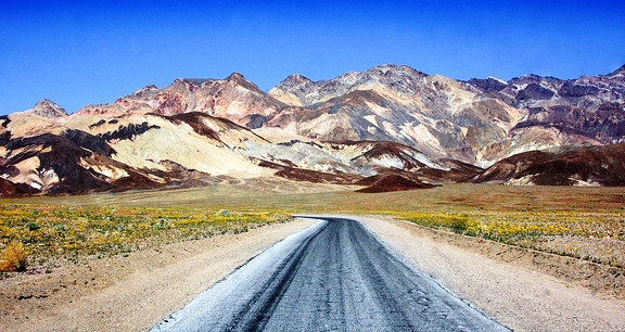 Death Valley National Park - Artists palette
