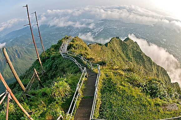 Haiku Stairs, Oahu, Hawaii - Scenic view