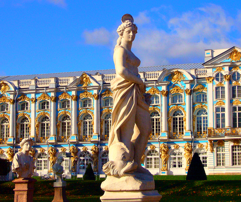 Royal Village(Tsarskoe Selo) - Amazing sculpture