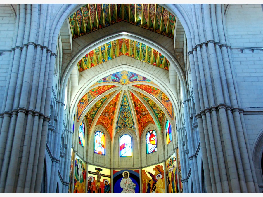 Almudena Cathedral - Interior view