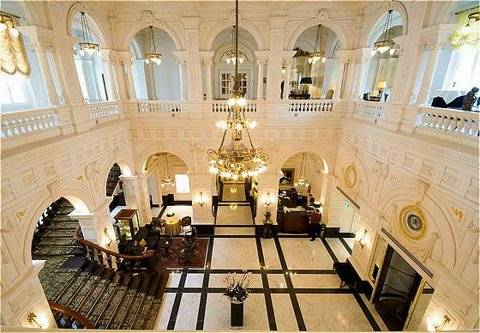 Intercontinental Amstel Amsterdam - Overview of the lobby