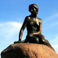 Image Little Mermaid Statue - The best places to visit in Denmark