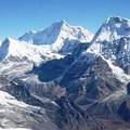 Image Makalu Peak - The Most Spectacular Mountain Peaks in the World