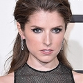 Image Anna Kendrick - Best Dressed Celebrities at the Grammy Awards 2016
